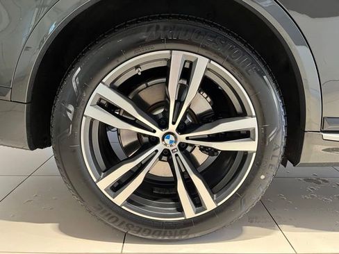 Used 2025 BMW X7 xDrive40i w/ Executive Package AWD/4WD image 17