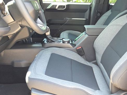 New 2025 Ford Bronco 4-Door AWD/4WD image 17