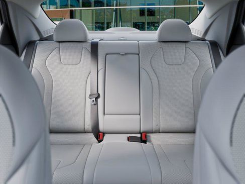 Certified 2026 Hyundai Elantra Limited FWD image 50