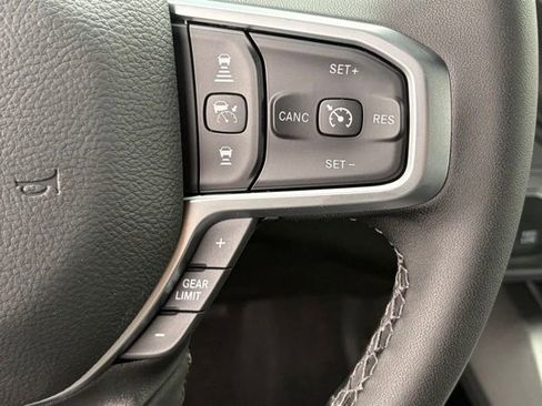 New 2026 RAM 2500 Big Horn AWD/4WD image 18