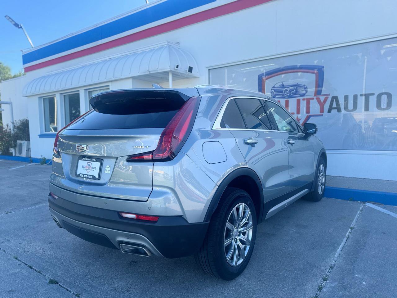 Used 2023 Cadillac XT4 Premium Luxury AWD/4WD image 38