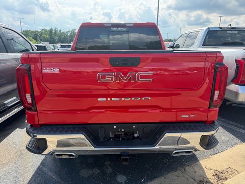 Used 2019 GMC Sierra 1500 SLT w/ SLT Premium Package AWD/4WD image 5