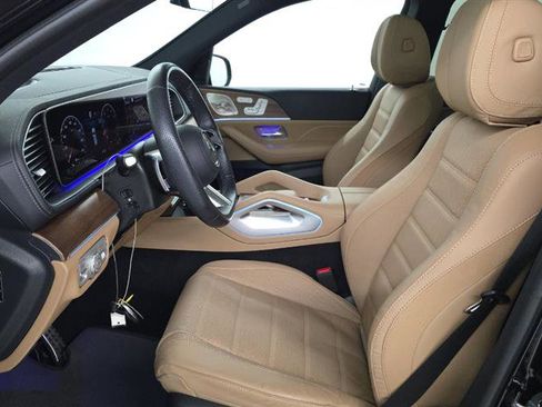 Used 2024 Mercedes-Benz GLS 450 4MATIC w/ Pinnacle Trim Package image 7