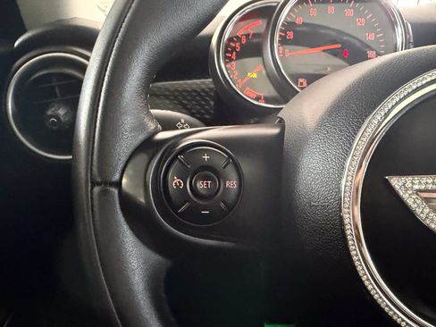 Used 2015 MINI Cooper S FWD image 31