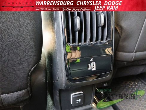 Used 2025 Jeep Compass Latitude w/ Convenience Group AWD/4WD image 15