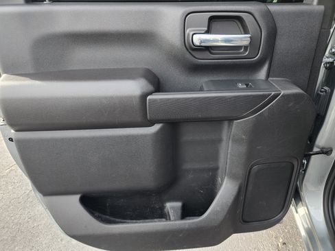 Used 2024 Chevrolet Silverado 2500 Custom w/ Custom Convenience Package image 18