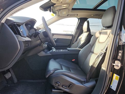 Used 2026 Volvo XC90 B6 Ultra w/ Protection Package image 13