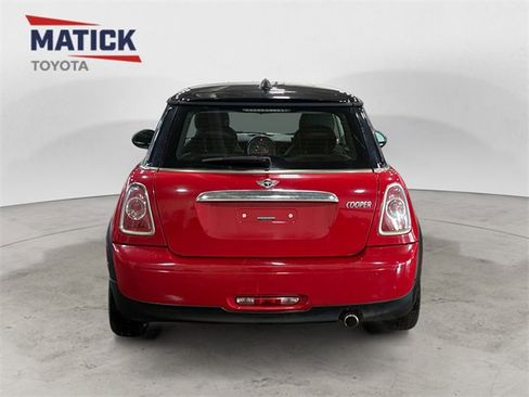 Used 2013 MINI Cooper Hardtop image 6