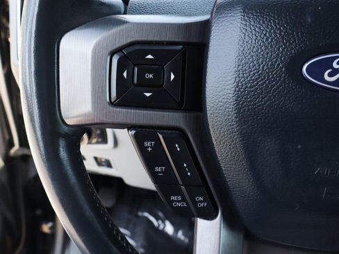 Used 2022 Ford F250 Limited image 25