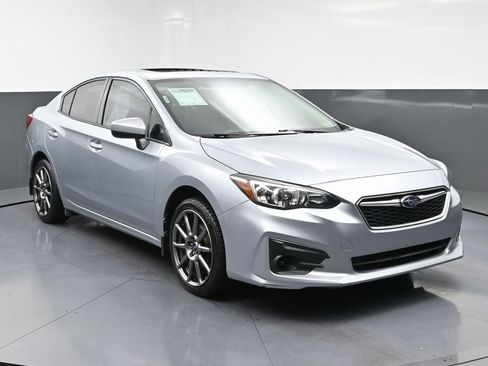 Used 2017 Subaru Impreza 2.0i Premium image 3