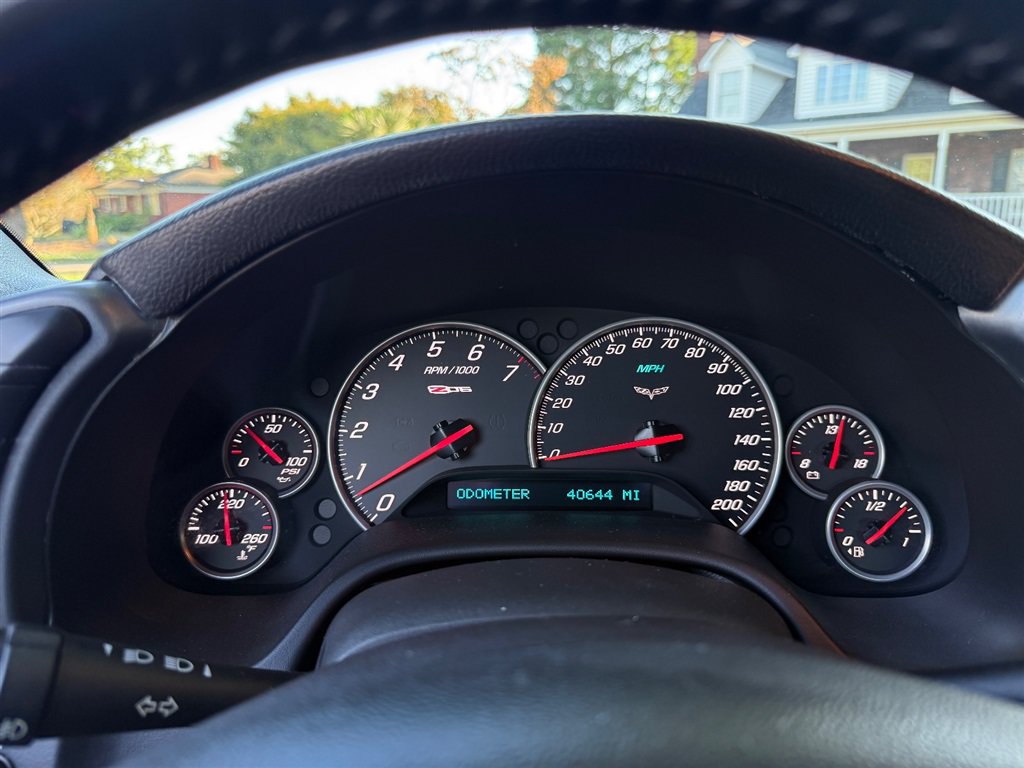 Used 2006 Chevrolet Corvette Z06 w/ Preferred Equipment Group RWD image 34
