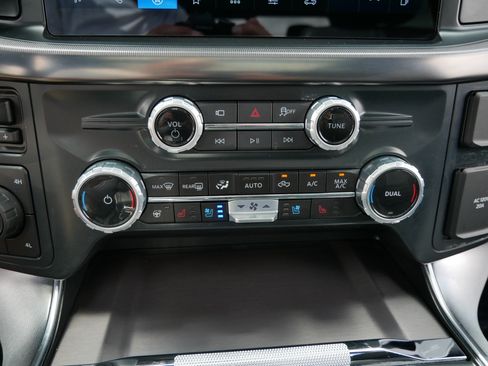 Used 2025 Ford F150 Platinum w/ Equipment Group 702A High AWD/4WD image 23