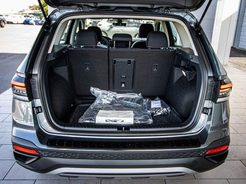 New 2026 Volkswagen Taos S image 16