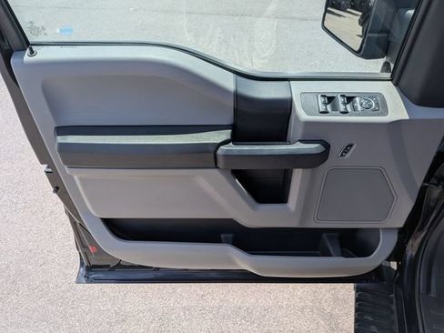 Used 2017 Ford F150 XL w/ Equipment Group 101A Mid AWD/4WD image 6