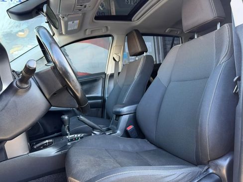 Used 2018 Toyota RAV4 XLE w/ Plus Extra Value Package image 10