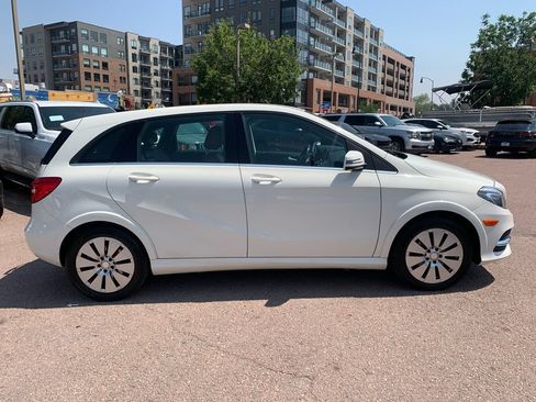 Used 2014 Mercedes-Benz B 250e image 8