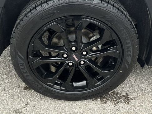 Used 2022 GMC Terrain SLE w/ Driver Convenience Package image 31