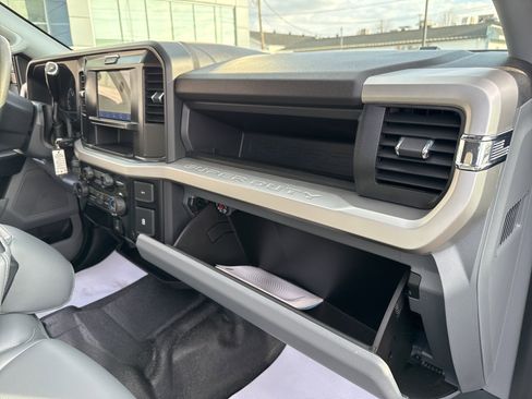 Used 2025 Ford F250 XL w/ XL Driver Assist Package image 37