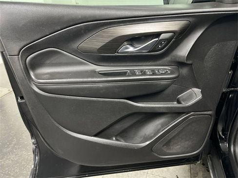 Certified 2022 GMC Terrain SLE w/ Driver Convenience Package image 21