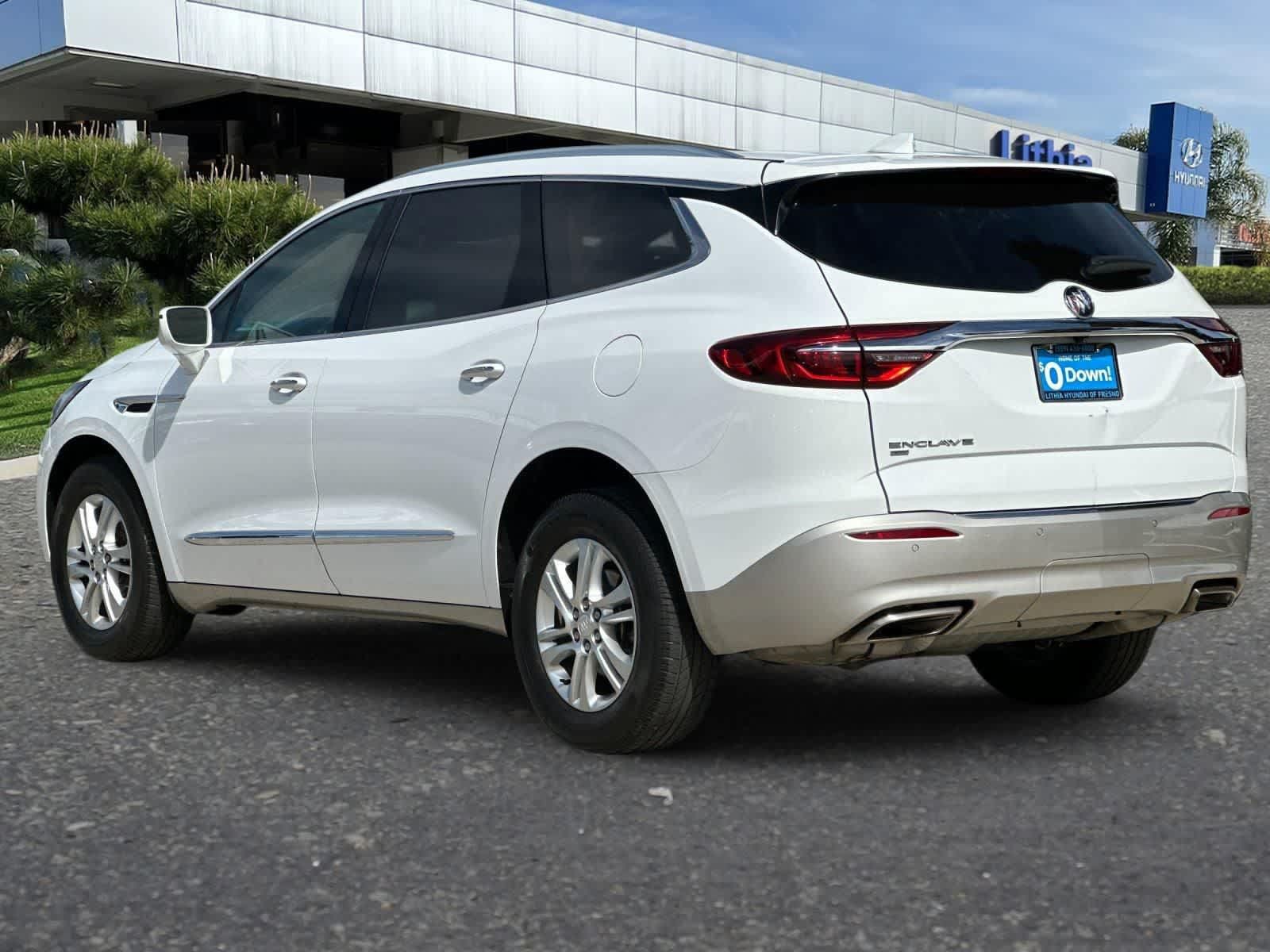 Used 2020 Buick Enclave Essence w/ Sound and Sites Package AWD/4WD image 7