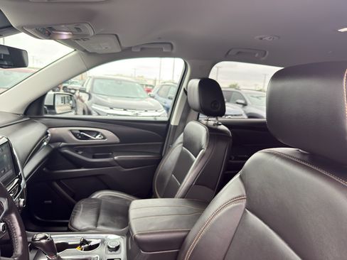 Used 2018 Chevrolet Traverse RS FWD image 26