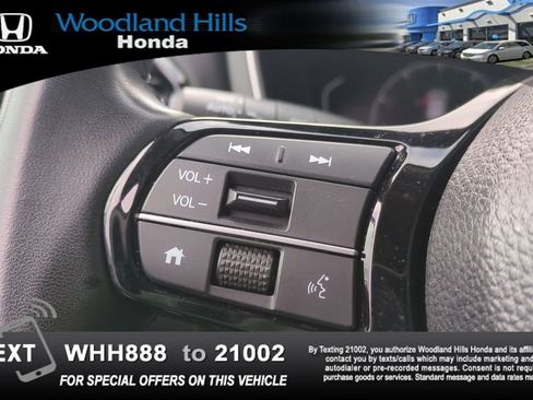 Used 2023 Honda Pilot Touring image 11