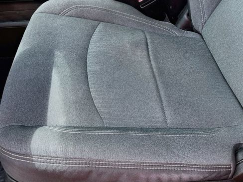 Used 2022 RAM 1500 Warlock AWD/4WD image 18