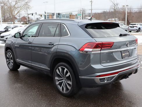 Used 2020 Volkswagen Atlas Cross Sport SEL Premium R-Line image 36