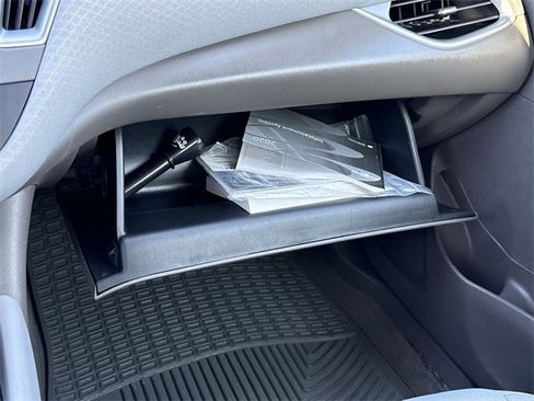 Used 2020 Chevrolet Malibu LS image 20