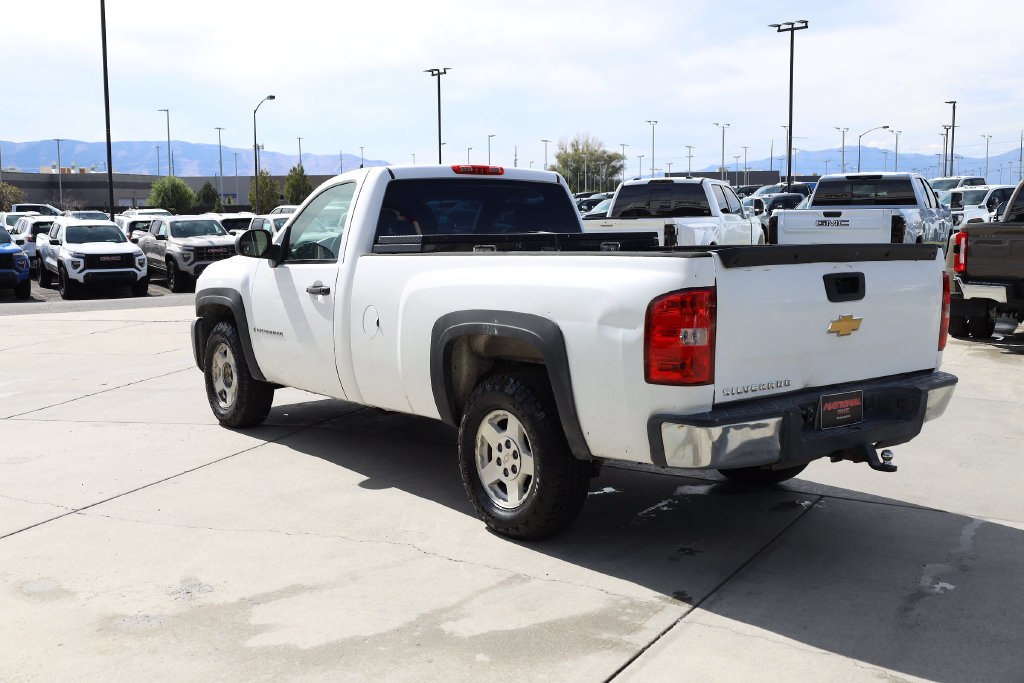 Used 2008 Chevrolet Silverado 1500 W/T RWD image 4
