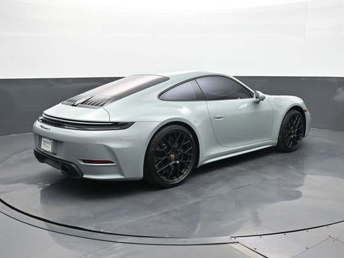 Certified 2025 Porsche 911 Carrera S RWD image 19
