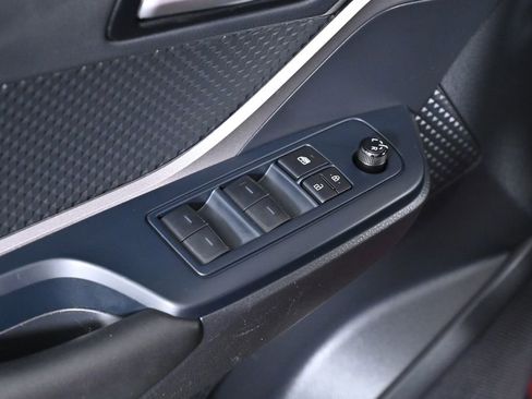 Used 2020 Toyota C-HR LE image 24