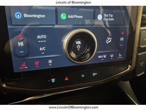 Used 2025 Ford F150 Lightning Lariat image 57