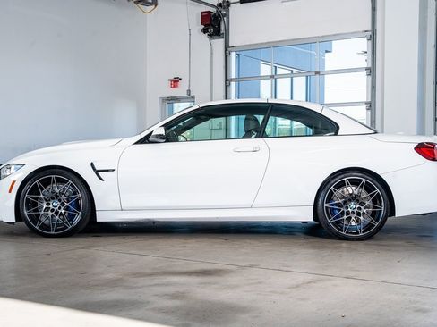 Used 2020 BMW M4 Convertible w/ Competition Package image 8