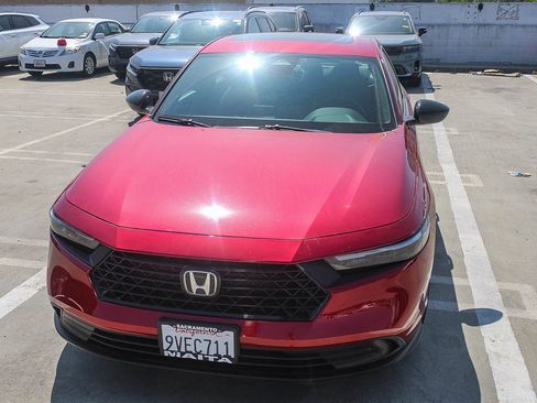 Certified 2025 Honda Accord Sport image 5