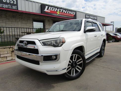 Used 2017 Toyota 4Runner Limited RWD image 1