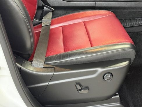 Used 2022 Dodge Durango R/T w/ Blacktop Package image 16