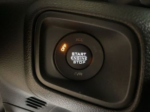 New 2025 Jeep Gladiator Sport AWD/4WD image 29