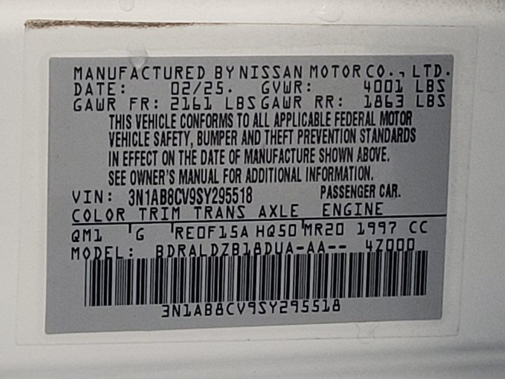 Used 2025 Nissan Sentra SV FWD image 33