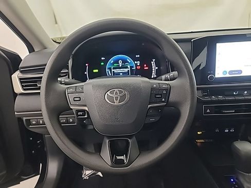 Used 2026 Toyota Camry LE FWD image 30