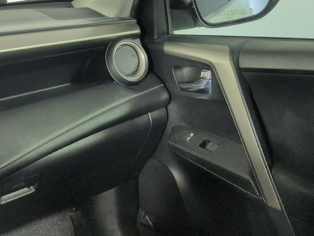 Used 2015 Toyota RAV4 XLE FWD image 23