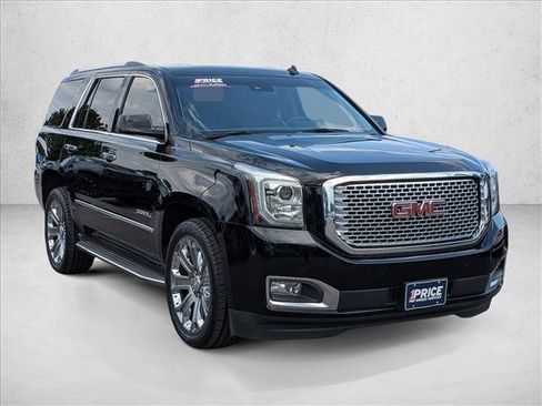 Used 2015 GMC Yukon Denali w/ Touring Package AWD/4WD image 3
