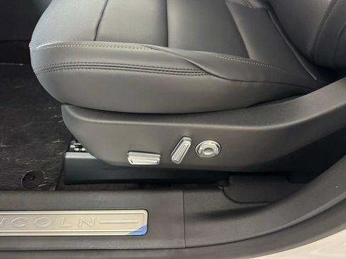 New 2026 Lincoln Nautilus Premier w/ Equipment Group 102A image 20