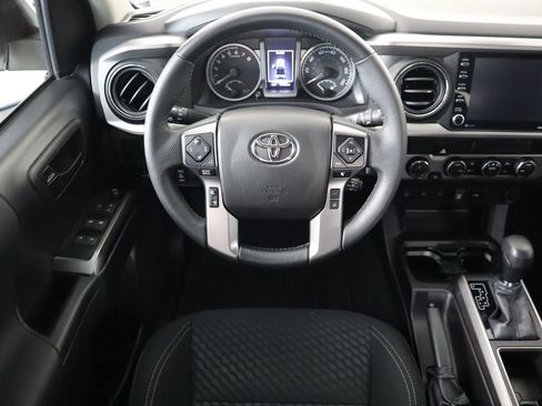 Used 2023 Toyota Tacoma 4x4 Double Cab image 10