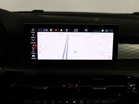 Used 2024 Alfa Romeo Tonale Ti image 6