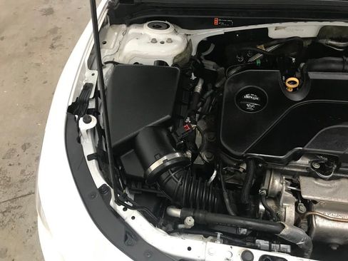 Used 2018 Chevrolet Malibu LS image 37