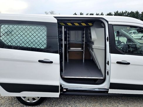 Used 2022 Ford Transit Connect XL image 28