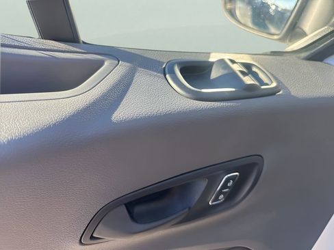 Used 2025 Ford Transit 250 Low Roof w/ Exterior Upgrade Package image 21