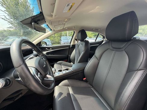 Used 2026 Genesis G70 2.5T RWD image 8