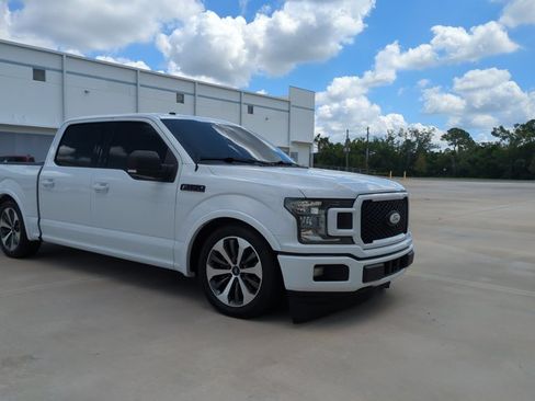 Used 2018 Ford F150 XLT w/ Equipment Group 301A Mid RWD image 3